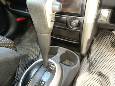 Toyota: Toyota ist: 2003 г., 1.5 л, Автомат, Бензин, Хэтчбэк — 14