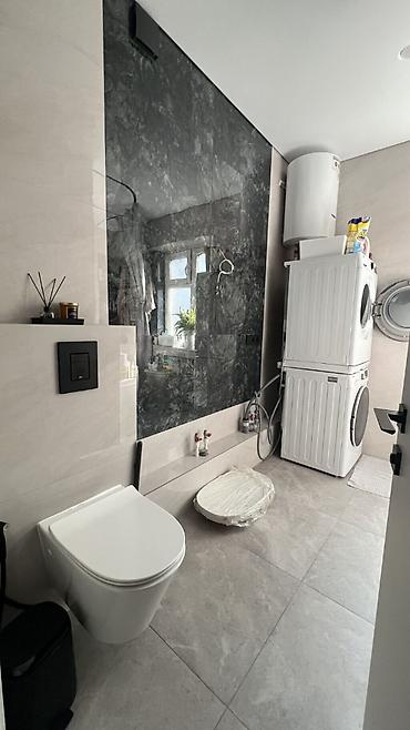 106: 3 комнаты, 94 м², 6 мкр 106 серия улучшенная, 4 этаж — 1