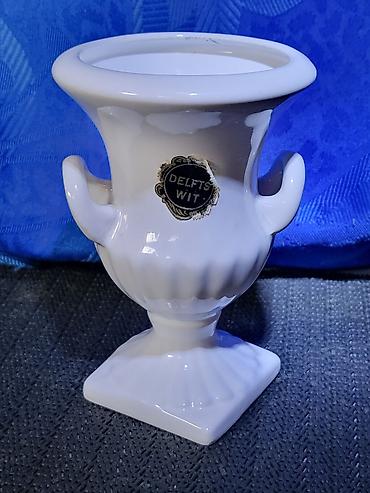 seagull 1963 sapphire: Vaza nova delft porcelanska Holandija iz 70ih godina Holandska nova — 2