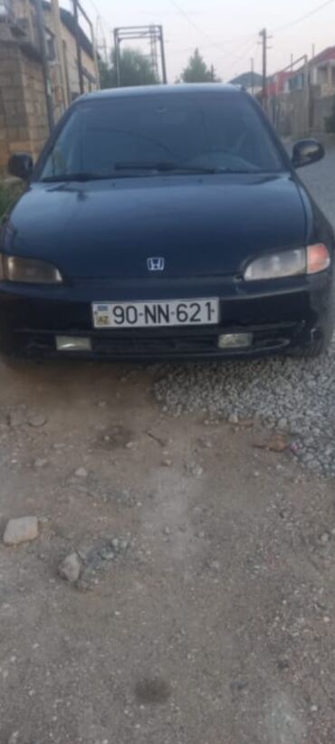 oka satisi: Honda Accord: 1.6 l | 1992 il Sedan