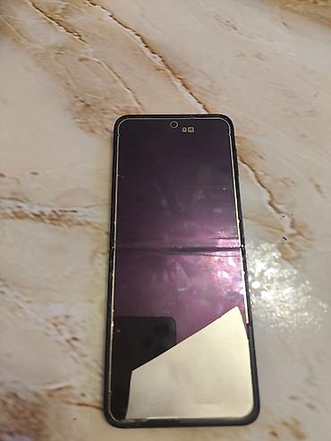 sol qulaqda ses: Samsung Galaxy Z Flip 3 5G, 256 GB, rəng - Qara, Simsiz şarj — 5