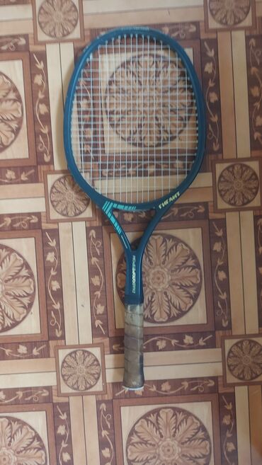 велик на титановых дисках: Теннисная ракетка Wilson PRO 110 + чехол - Бренд/модель: Wilson PRO