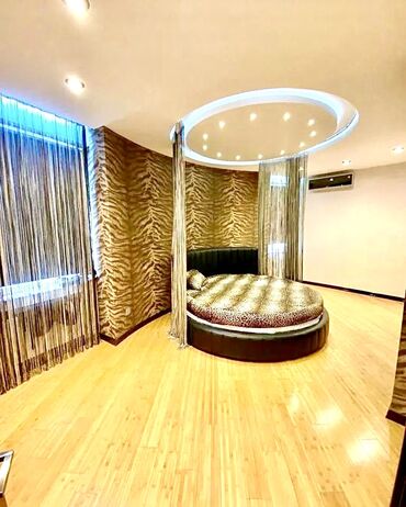 Günlük kirayə mənzillər: 3 otaqlı, Nizami r. r-nu — 8