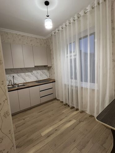 продаю или меняю дом на квартиру: 1 комната, 35 м², 105 серия, 8 этаж, Косметический ремонт
