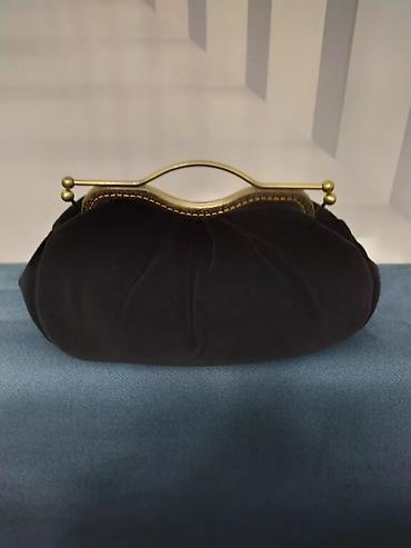 Классические сумки: Продаю бархатный редикюль сумочку, новая, черного цвета размер 30×15 — 24