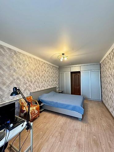 двор: 180 м², 6 комнат и более, Без животных — 1