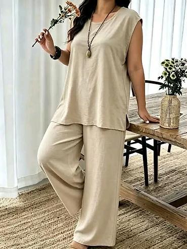 glomazan: Komplet za punije
2XL 3XL 4XL
Cena : 2800 dinara — 1