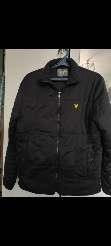 куртка спортивная: LYLE&SCOTT Оригинал, покупали за 5.500₽ есть чек и тд. одевал 3-4