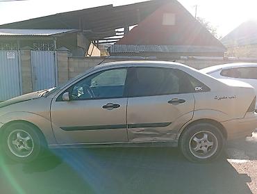 Ford: Ford Focus: 2000 г., 2 л, Механика, Бензин, Хэтчбэк — 10
