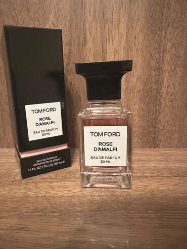 Ətriyyat: Tom Ford Rose D'Amalfi.Originaldir cemi bir iki defe istifade olunub