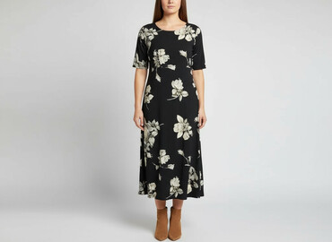 la. mu ubrania: Women`s dress, size XL at lalafo.pl la. mu ubrania: Women`s dress, size XL