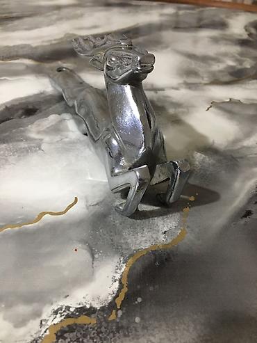 masin ucun ust baqaj: Xrom “cəld qaçan maral” kapot emblemi - Material: xrom örtüklü metal — 3