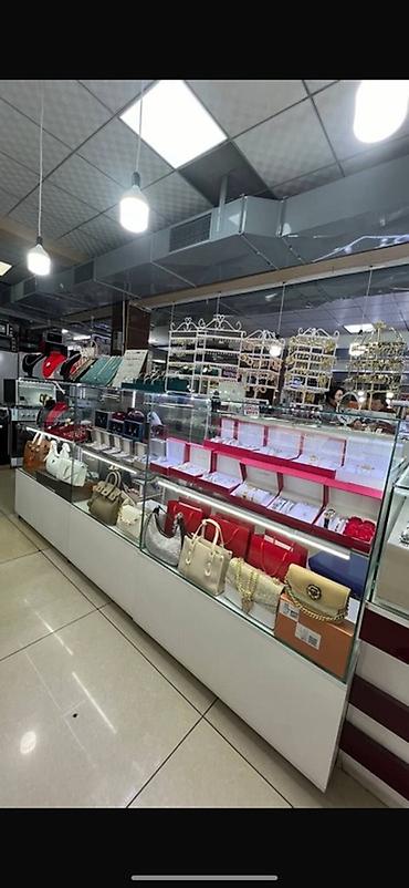 Витрины: Стеклянные торговые витрины для магазина/островка - Формат: напольные — 3