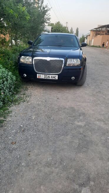 100000 сомдук машиналар: Chrysler 300C: 2004 г., 3.5 л, Автоматические, Бензин, Седан