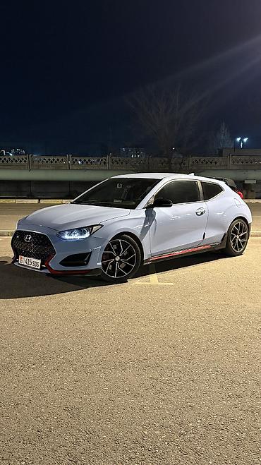 tur: Hyundai Veloster: 2019 г., 2 л, Механика, Бензин, Хэтчбэк — 5