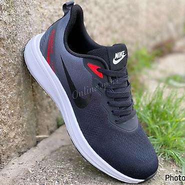 Patike: RunMax 2
41-46
3500 din — 11