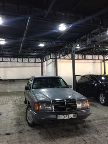 mator mersedes: Mercedes-Benz E 230: 2.3 l | 1987 il Sedan