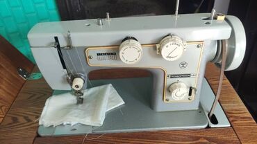 швейная работа: Швейная машина Полуавтомат