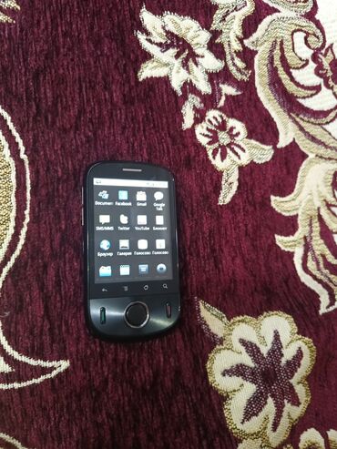 ucuz telefonlar: HTC Dream, rəng - Qara, Sensor