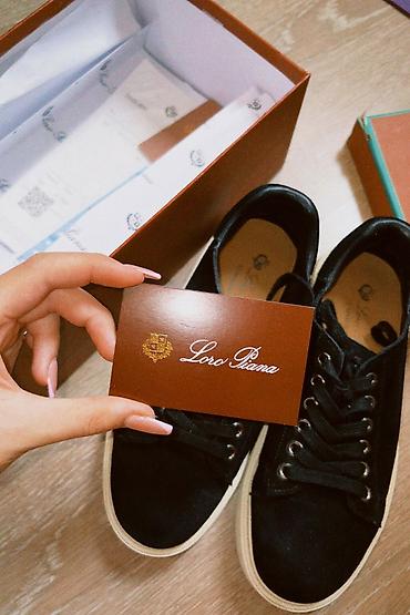 Мужские кроссовки, 39, Loro Piana, Б/у, цвет - Черный, Самовывоз