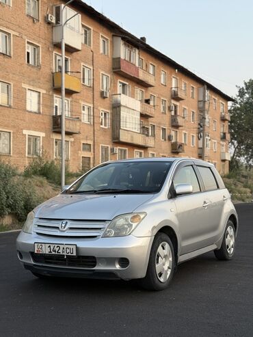 авто в рассрочку альфард: Toyota ist: 2002 г., 1.3 л, Автоматтык, Бензин, Хетчбек