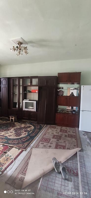 Долгосрочная аренда домов: 60 м², 3 комнаты, Парковка, Подвал, погреб, Забор, огорожен — 6