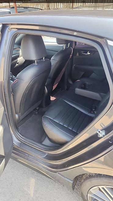 Kia: Kia Cerato: 2019 г., Хэтчбэк — 8