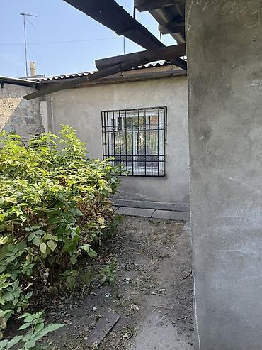 Дома: Продаю 7/9 долей дома. Ул Тельмана, участок 4 сотки. Есть полдома — 4