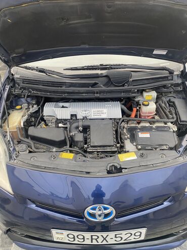 Toyota: Toyota Prius: 1.8 l | 2013 il Sedan — 20