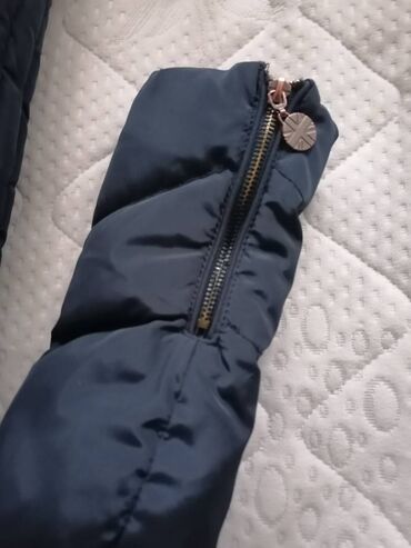 Zimske jakne: Pepe Jeans, S (EU 36), Perje na lalafo.rs — 6 Zimske jakne: Pepe Jeans, S (EU 36), Perje — 6