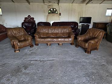 Stilske garniture: Kožna garnitura za dnevnu sobu – 1 - Sastav: trosed i dve fotelje - — 7