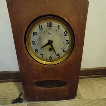 Ev saatları: Divar saatları, Mexaniki, Mayatnik — 4