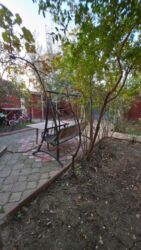 Həyət evləri və villaların satışı: Qaraçuxur qəs. 5 otaqlı, 130 kv. m, Kredit var, Orta təmir — 3