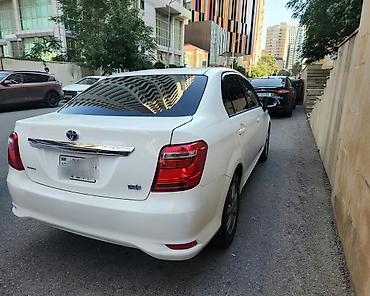 Toyota: Toyota Corolla: 1.5 l | 2019 il Sedan — 6
