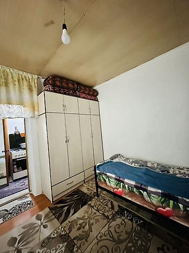 военно антоновка восст: 3 комнаты, 50 м², Бишкек, Азамат авторынок Собственник — 8