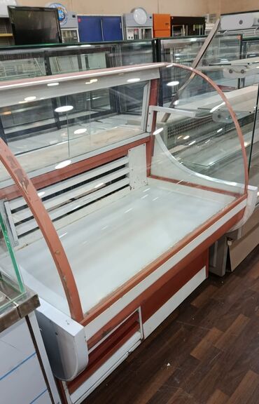 soyuduçu: Kolbasa. Toyuq ağartı mehsullari üçün nəzərdə tutulub super işləyir