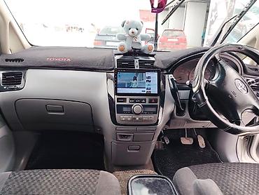 Toyota: Toyota Ipsum: 2003 г., Автомат, Минивэн — 3