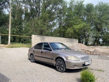 срочно срочно продам машину: Honda Civic: 1999 г., 1.6 л, Автоматтык, Бензин, Седан