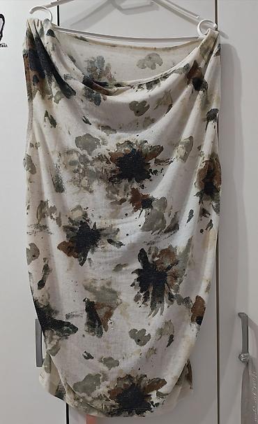 cole crvenka: Bluza bez rukava sa cvetnim akvarel printom - Model: ženska bluza bez — 1