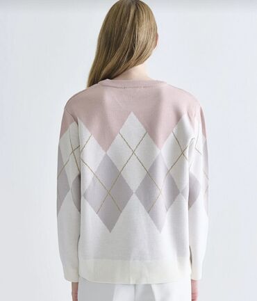 Sviterlər: Zərif sviterler - Yumşaq, tüklü teksturaya malik, rahat və isti — 6