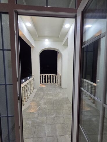 Həyət evləri və villaların satışı: Maştağa qəs. 5 otaqlı, 250 kv. m, Yeni təmirli — 16