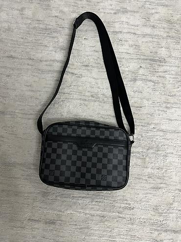 Классические сумки: Классическая сумка, Louis Vuitton, Китай, Материал: Искусственная кожа, Застежка на молнии, Мужские, Б/у — 1
