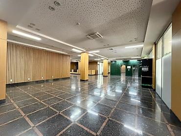 local: For rent Office in the center of Bishkek. Class A office space in the — 7