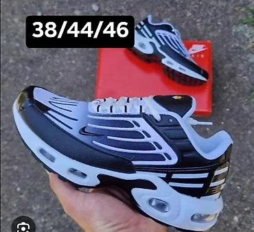 Patike: 2850 din na lalafo.rs — 18 Patike: 2850 din — 18