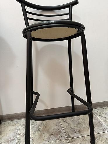 bar oturacaqlar: Metall bar taburesi – qara rəng - Material: toz boya örtüklü metal — 2