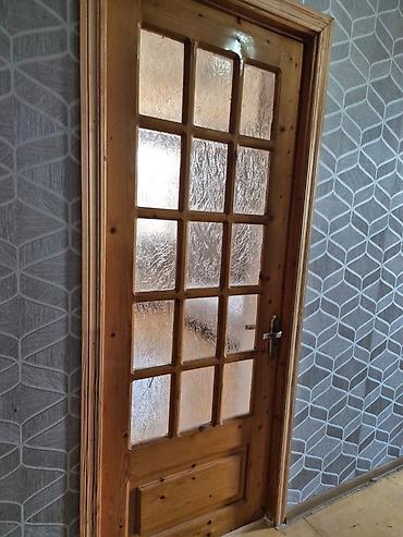 brus taxta: Taxta otaq qapısı – şüşəli dizayn - Material: təbii ağac (şam — 3