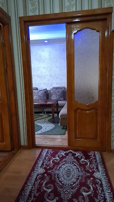 Посуточная аренда квартир: 3 комнаты, Постельное белье, Кондиционер, Бронь — 5