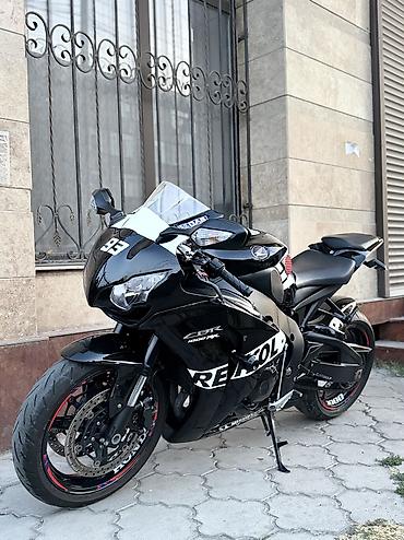 rr: Спортбайк Honda, 1000 куб. см, Бензин, Взрослый, Б/у — 2