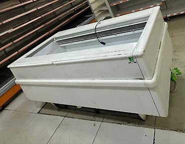 Soyuducu avadanlığı: Soyuducu satilir matket ucun tam islək vəzyətdə uzunu 2m eni 1m.Qiymət — 1