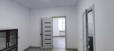 сниму квартиру ош долгосрочная: 1 бөлмө, Кыймылсыз мүлк агенттиги, Чогуу жашоосу жок, Эмерексиз